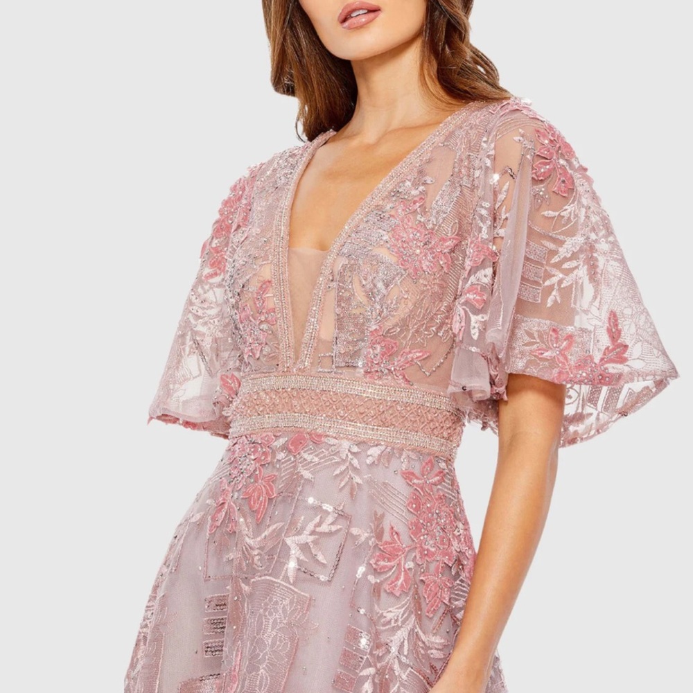 EMBROIDERED FLOUNCESLEEVE A LINE GOWN